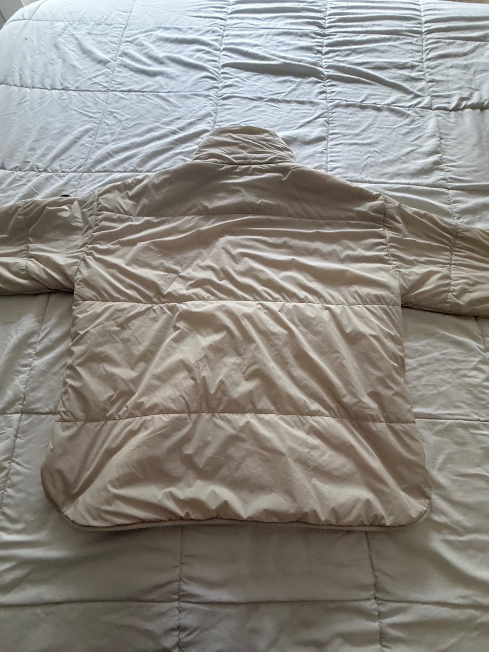 Vuori Canyon Insulated Jacket | Size Small - Picture 2 of 4